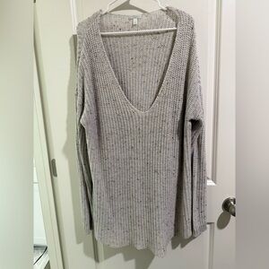 Abound Gray V-Neck Chunky Knit Sweater